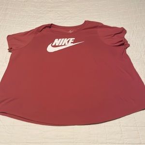 Nike Tee